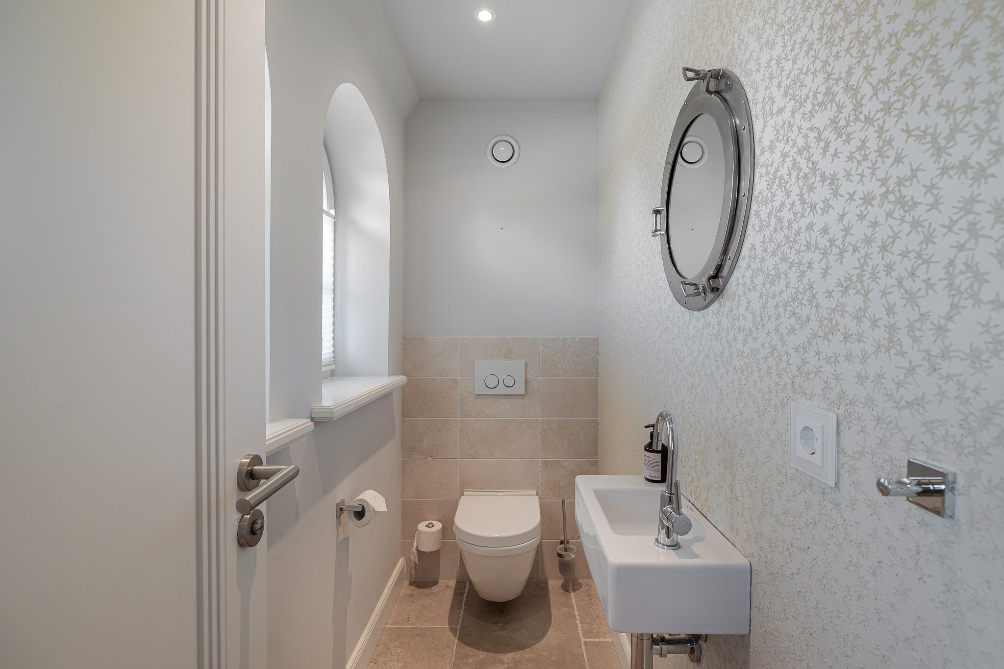 Gäste-WC in einer Ferienwohnung auf Sylt