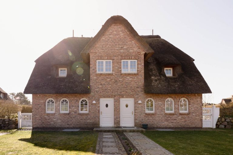 Ferienwohnung auf Sylt: Reetdachhaus mit mehreren Eingängen