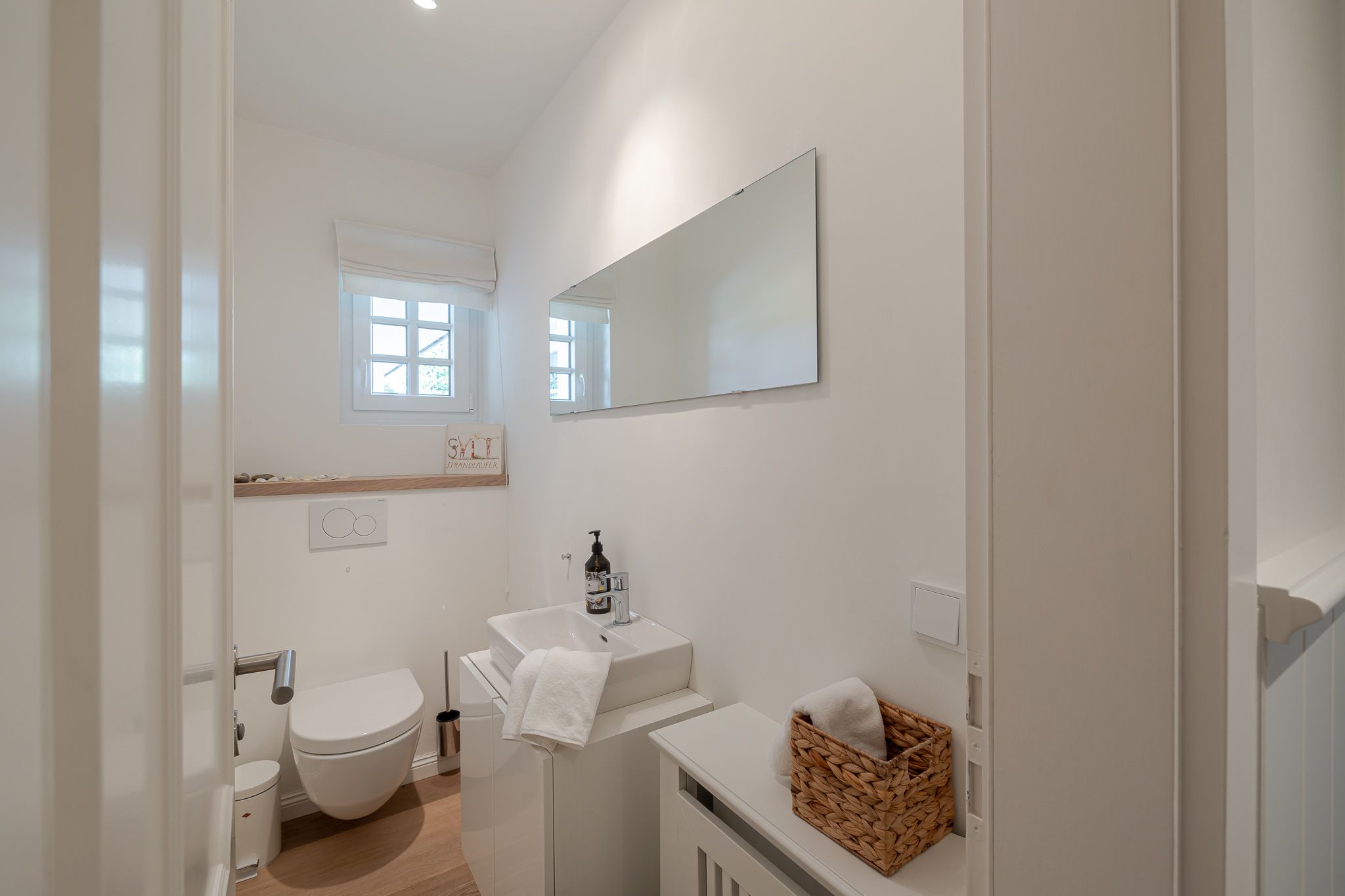 Gäste-WC in einer Ferienwohnung auf Sylt