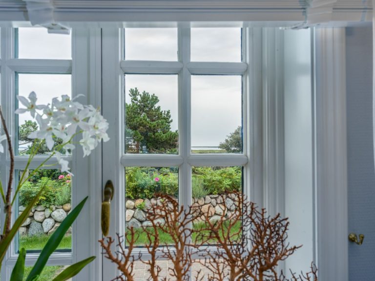 Blick aus dem Fenster einer Ferienwohnung auf Sylt
