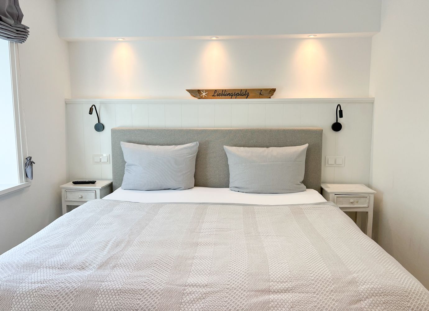 Schlafzimmer in einer Ferienwohnung auf Sylt