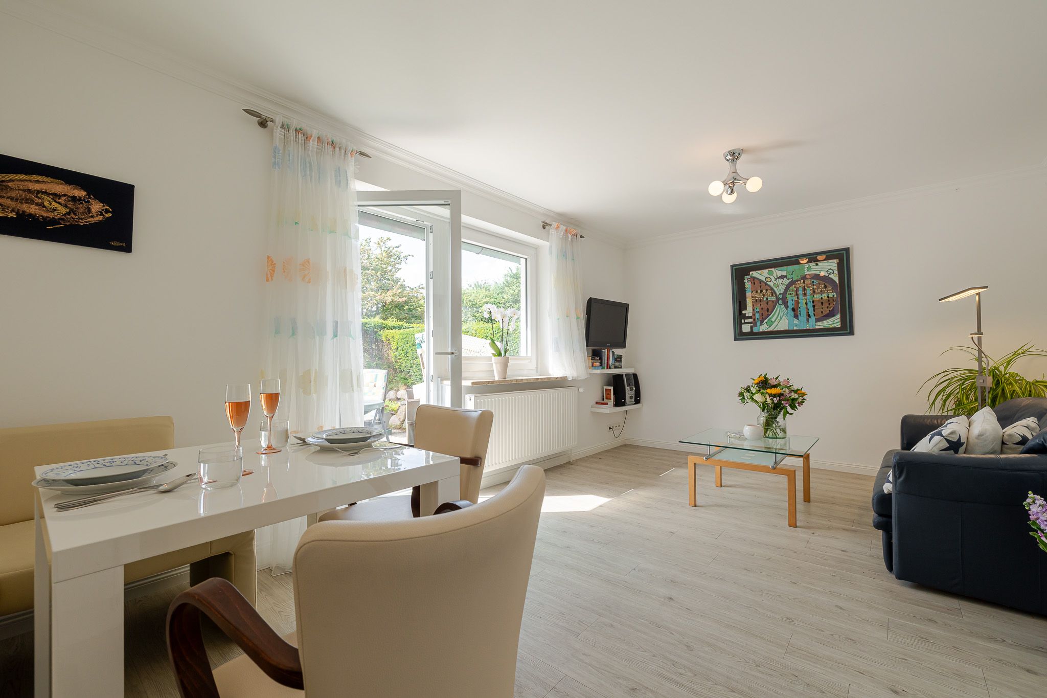 Wohn- und Essbereich in einer Ferienwohnung auf Sylt